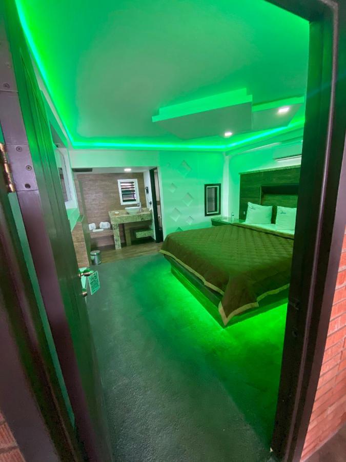 Hotel Fiesta 罗萨里托 外观 照片
